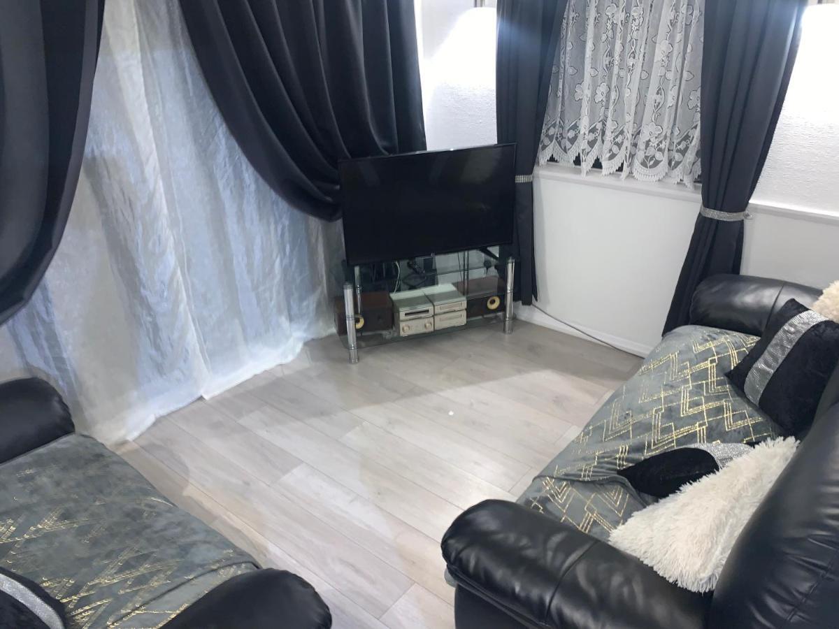 Leysdown-On-Sea Saddlebrook Holiday Park 3 Bedroom Brick Built Chalet Bungalow Екстериор снимка